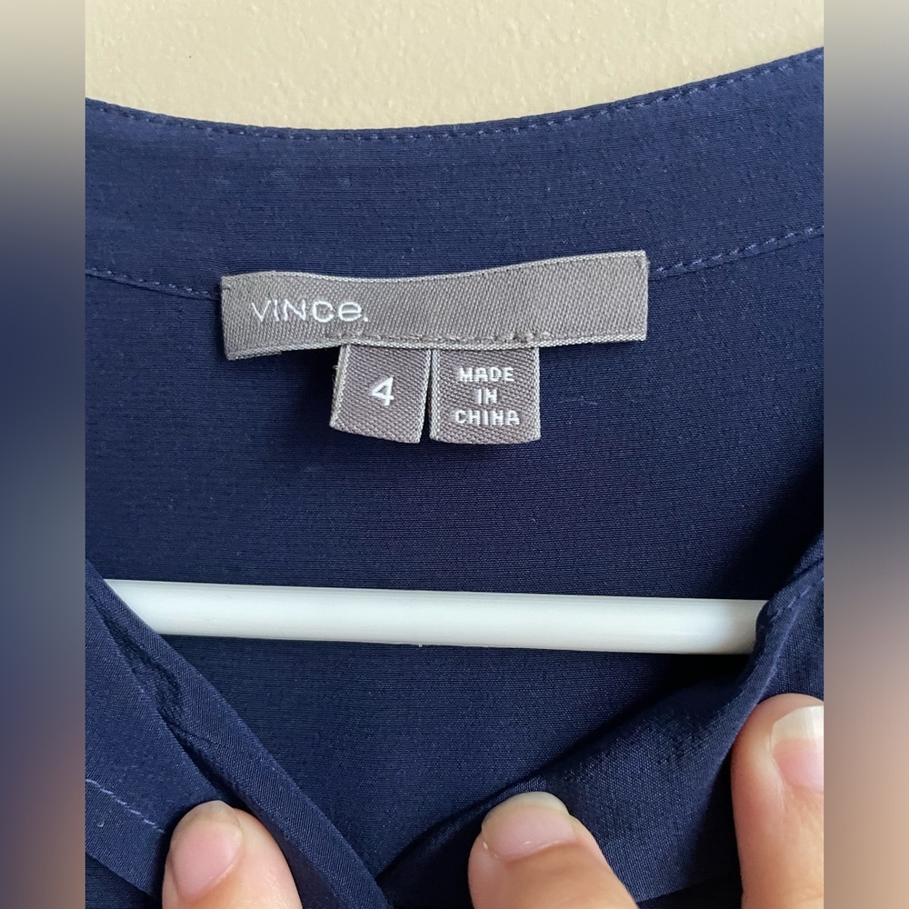 Vince. Silk Banded Collar Long Slv Button Up Blouse Navy Business Career 4 - Picture 2 of 7